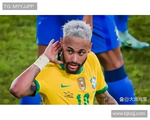 世界足球第一巨星的传奇生涯与巅峰时刻分析 世界足球第一巨星的传奇生涯与巅峰时刻分析