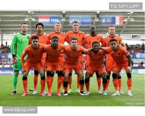 荷兰足球队明星球员盘点与他们的辉煌成就解析