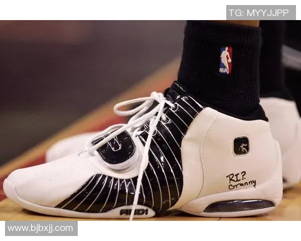 足球明星偏爱上脚球鞋大盘点盘点最受青睐的球鞋品牌与款式